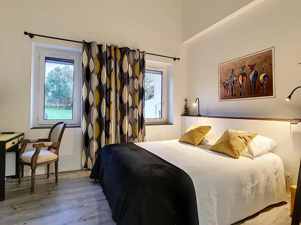La Ferme De Pham Bed & Breakfast Belberaud